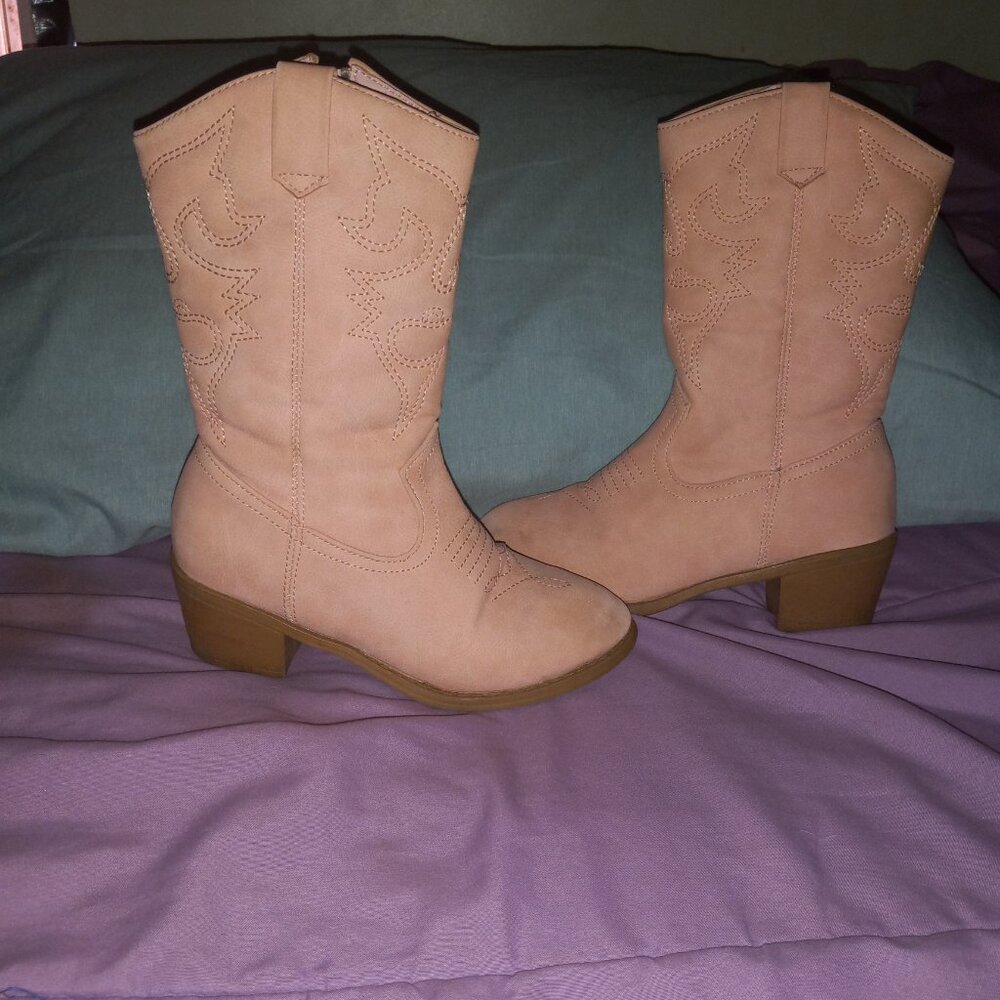 Girls size 12 pink cowgirl boots EUC